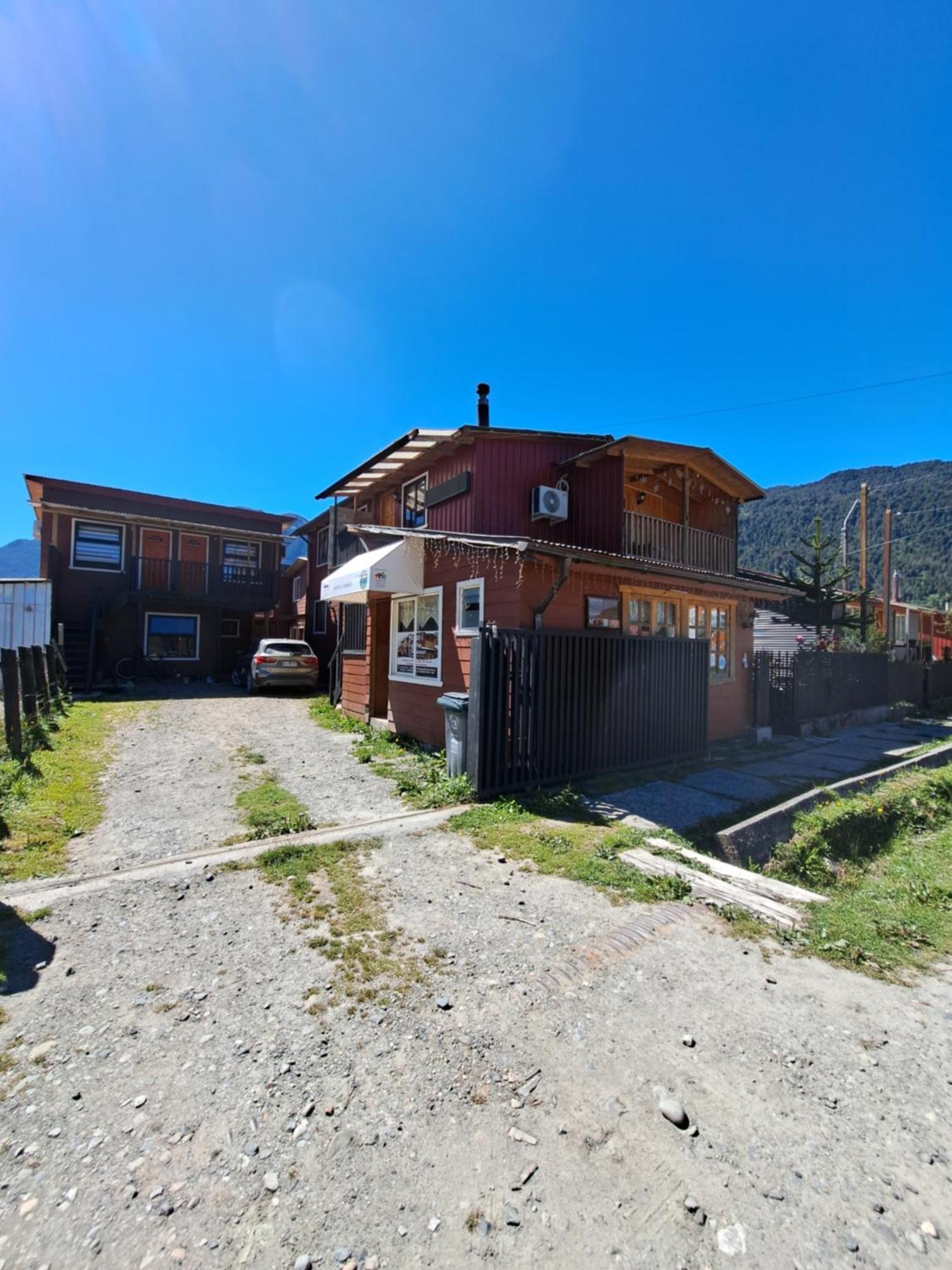 Hostal Robinson Пуерто Пуюхуапи Екстериор снимка